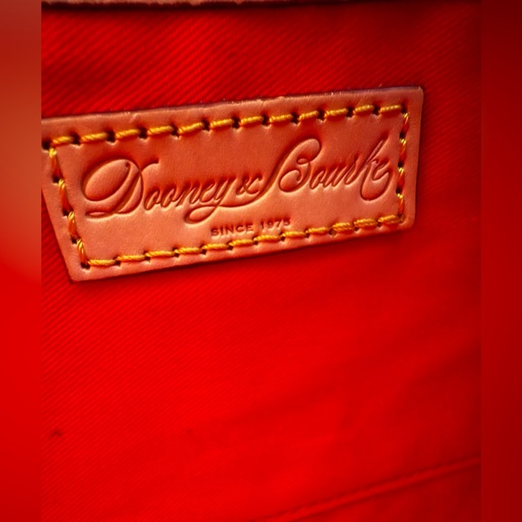 Dooney & Bourke Patent Leather Baguette White Shoulder Bag. NWOT - Picture 7 of 8